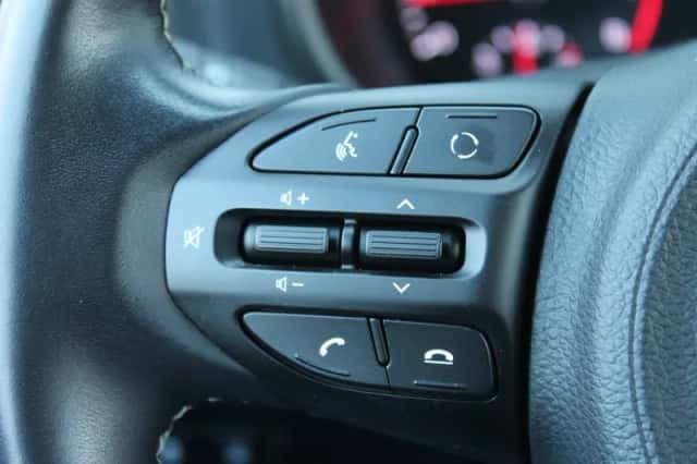 Kia Picanto (2018) thumbnail 27