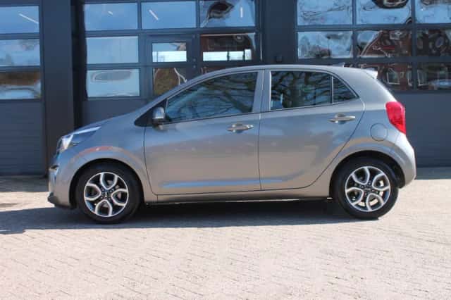 Kia Picanto (2018) thumbnail 5