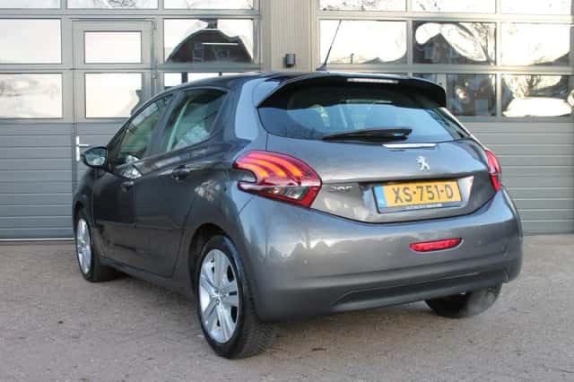 Peugeot 208 (2019) thumbnail 11