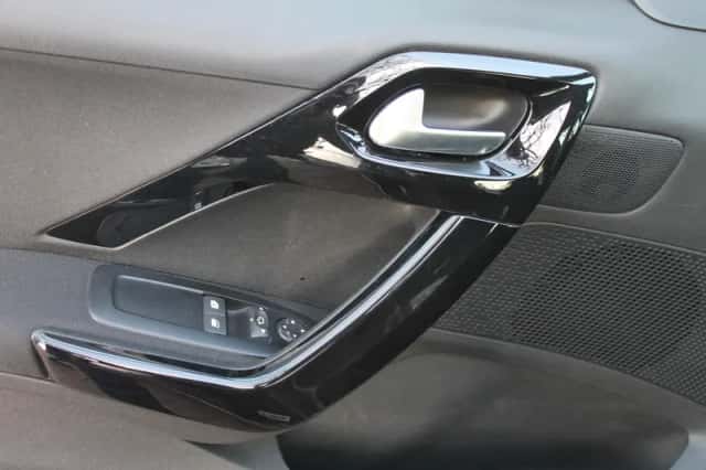 Peugeot 208 (2019) thumbnail 16