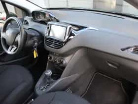 Peugeot 208 (2019) thumbnail 22