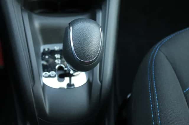 Peugeot 208 (2019) thumbnail 32