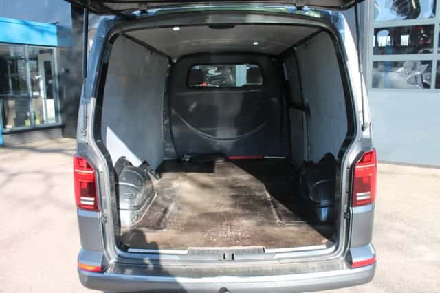 Volkswagen Transporter (2020) thumbnail 14