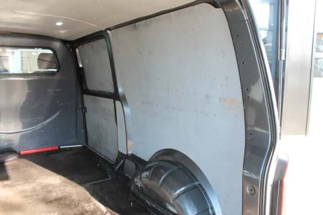 Volkswagen Transporter (2020) thumbnail 16
