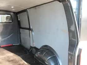 Volkswagen Transporter (2020) thumbnail 16