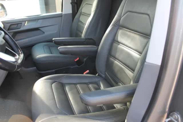Volkswagen Transporter (2020) thumbnail 23