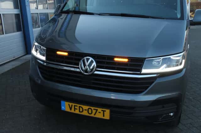 Volkswagen Transporter (2020) thumbnail 41