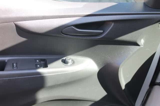 Opel Karl (2016) thumbnail 17
