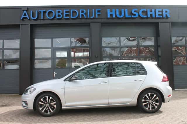 Volkswagen Golf (2020) thumbnail 3