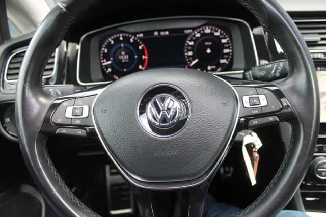 Volkswagen Golf (2020) thumbnail 26