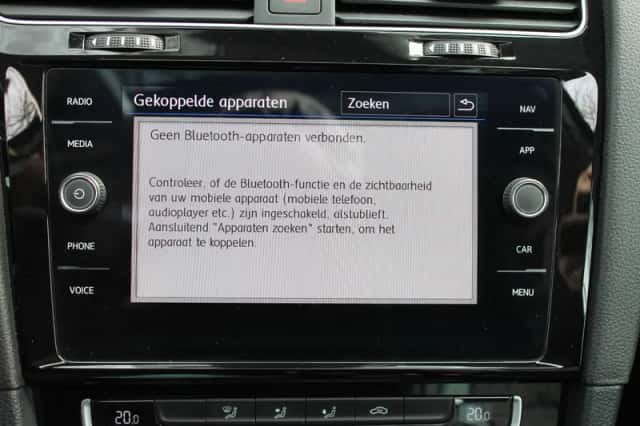Volkswagen Golf (2020) thumbnail 35