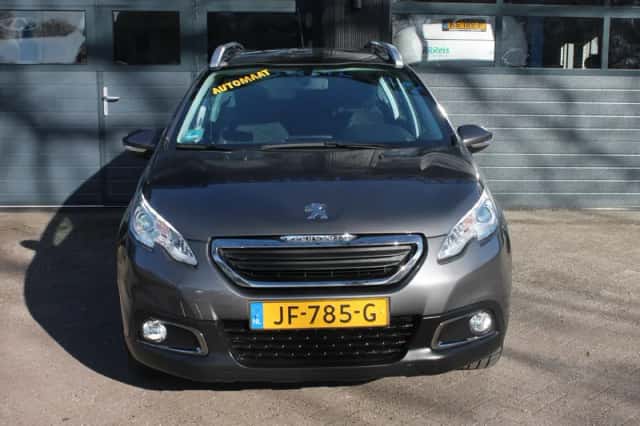 Peugeot 2008 (2016) thumbnail 2