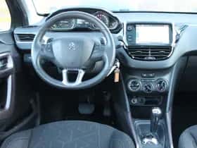 Peugeot 2008 (2016) thumbnail 23