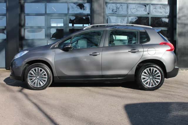 Peugeot 2008 (2016) thumbnail 5