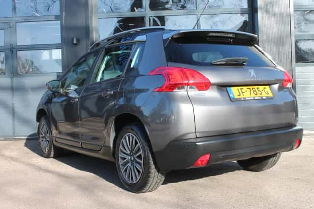 Peugeot 2008 (2016) thumbnail 10