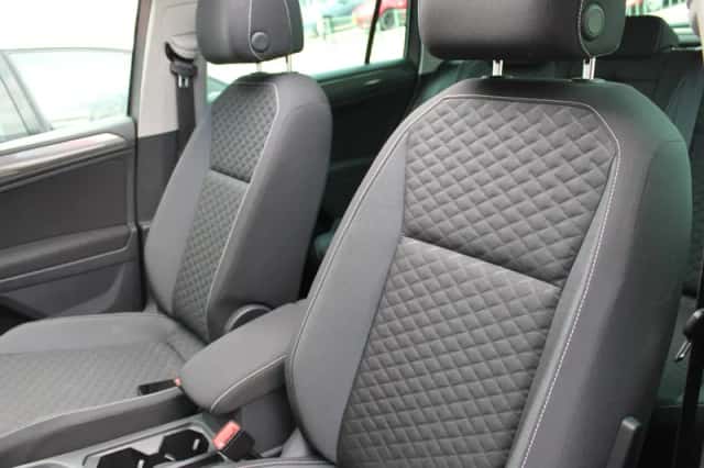 Volkswagen Tiguan (2019) thumbnail 22