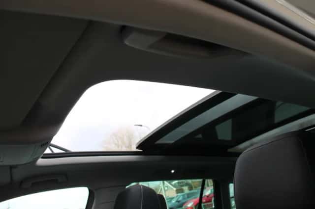 Volkswagen Tiguan (2019) thumbnail 23