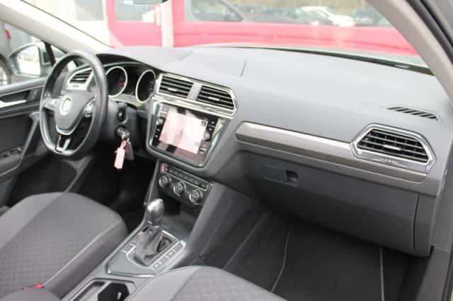 Volkswagen Tiguan (2019) thumbnail 29