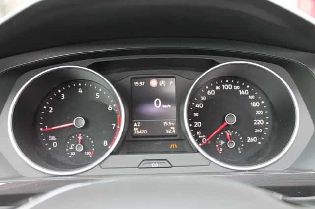 Volkswagen Tiguan (2019) thumbnail 32