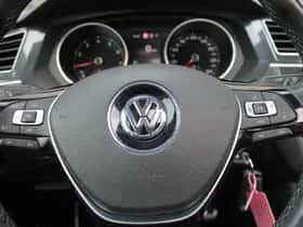 Volkswagen Tiguan (2019) thumbnail 33