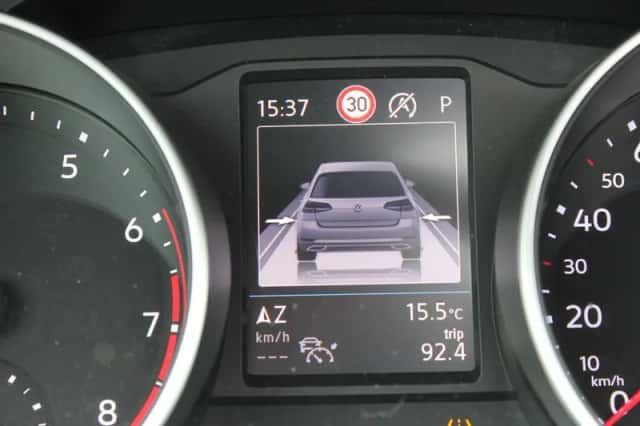 Volkswagen Tiguan (2019) thumbnail 37