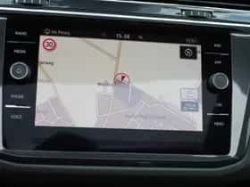 Volkswagen Tiguan (2019) thumbnail 38