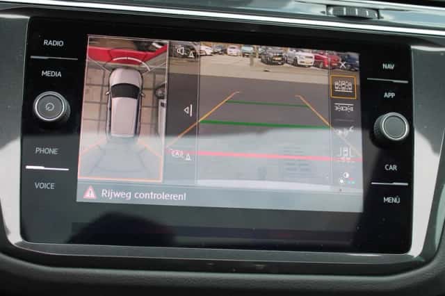 Volkswagen Tiguan (2019) thumbnail 39