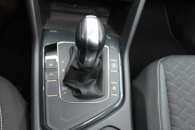 Volkswagen Tiguan (2019) thumbnail 41
