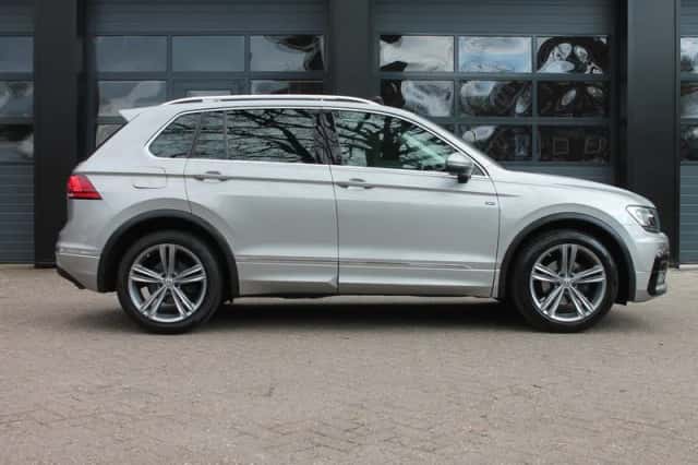 Volkswagen Tiguan (2019) thumbnail 8