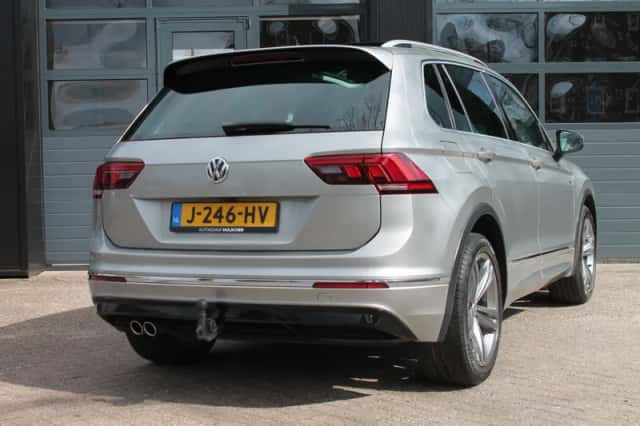 Volkswagen Tiguan (2019) thumbnail 10