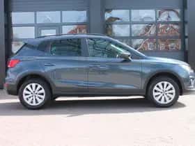 SEAT Arona (2019) thumbnail 8