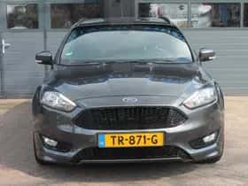 Ford Focus (2018) thumbnail 2
