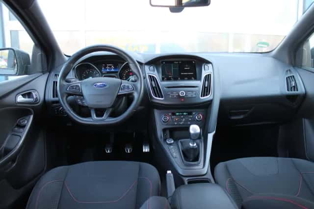 Ford Focus (2018) thumbnail 14