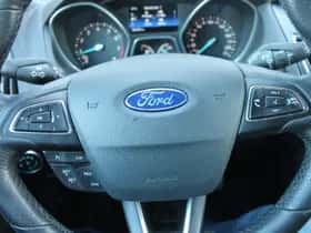 Ford Focus (2018) thumbnail 17