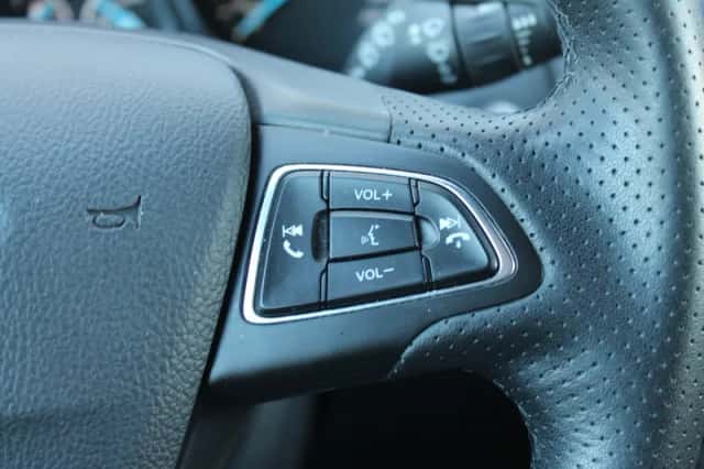 Ford Focus (2018) thumbnail 18