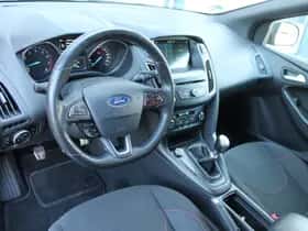 Ford Focus (2018) thumbnail 7