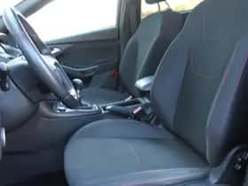 Ford Focus (2018) thumbnail 9