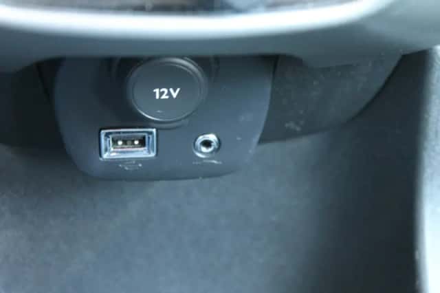 Toyota Aygo (2015) thumbnail 29