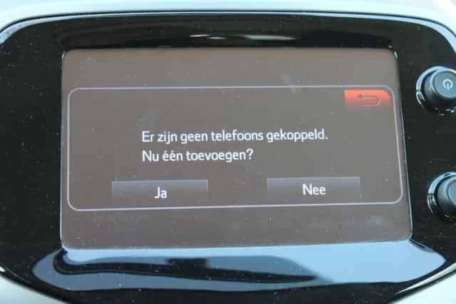 Toyota Aygo (2015) thumbnail 33