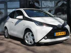 Toyota Aygo (2015) thumbnail 6