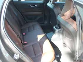 Volvo V60 (2021) thumbnail 23