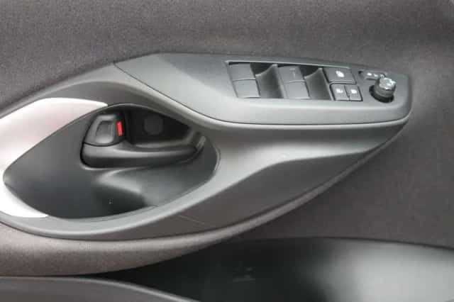 Toyota Yaris Cross (2022) thumbnail 18