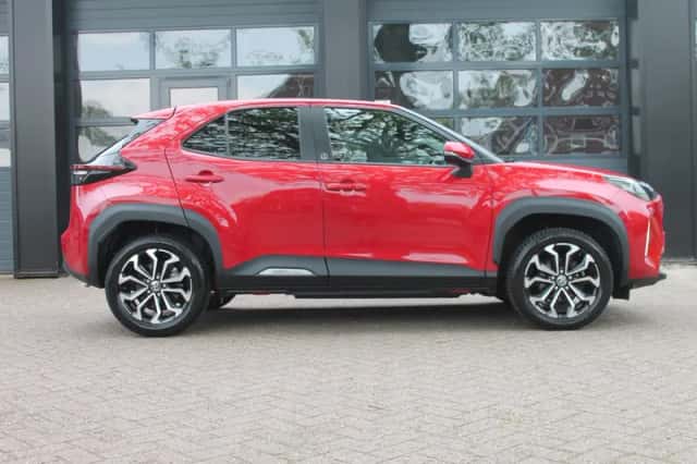 Toyota Yaris Cross (2022) thumbnail 8