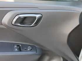 Hyundai i10 (2021) thumbnail 16