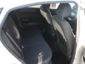 Hyundai i10 (2021) thumbnail 19
