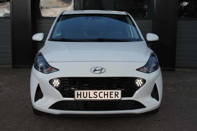 Hyundai i10 (2021) thumbnail 3