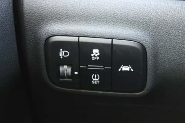 Hyundai i10 (2021) thumbnail 28