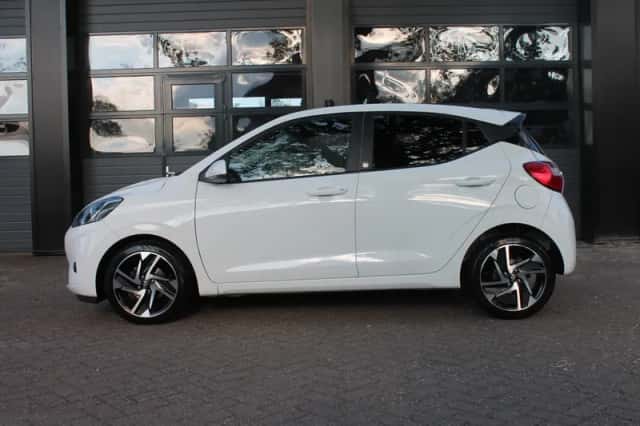 Hyundai i10 (2021) thumbnail 6