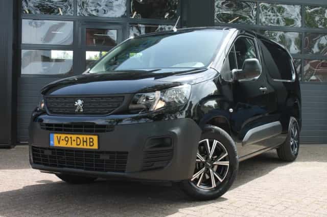 Peugeot Partner (2024) thumbnail 1