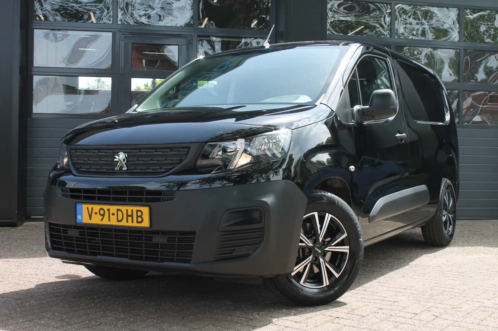 Peugeot Partner (2024) — foto 1